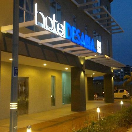 Hotel Desaria Petaling Jaya Exterior foto