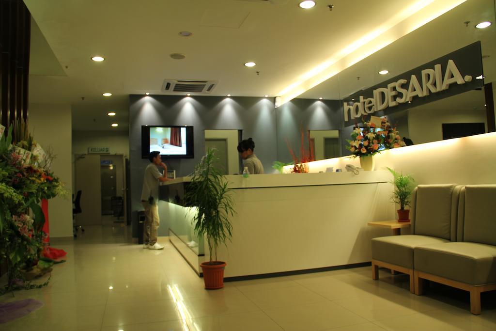 Hotel Desaria Petaling Jaya Exterior foto