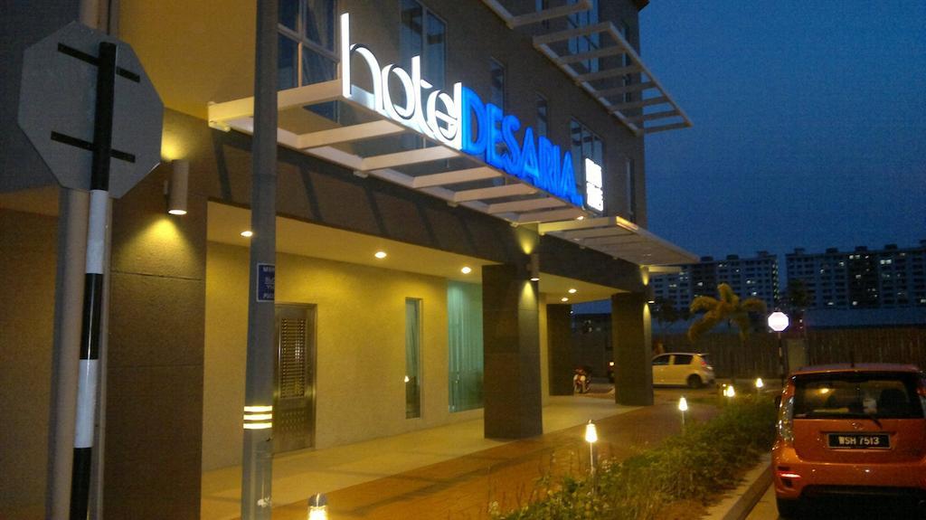 Hotel Desaria Petaling Jaya Exterior foto